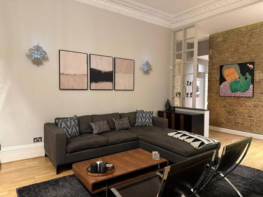 Stunning 2 Bed/2Bath Flat In Heart Of Kensington Daire Londra Dış mekan fotoğraf